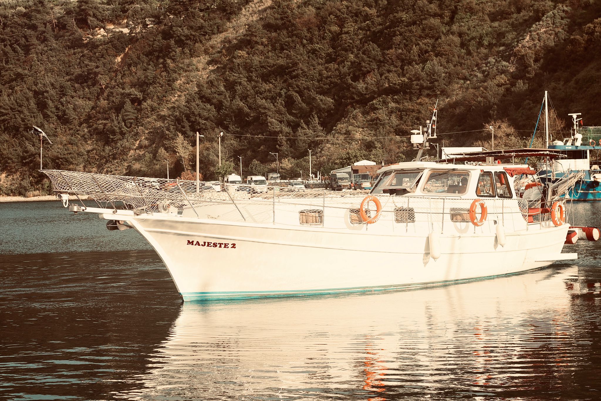 Premium Motor Yacht